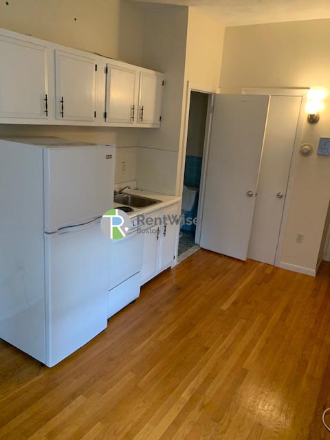 Photo of 53 South Huntington Avenue