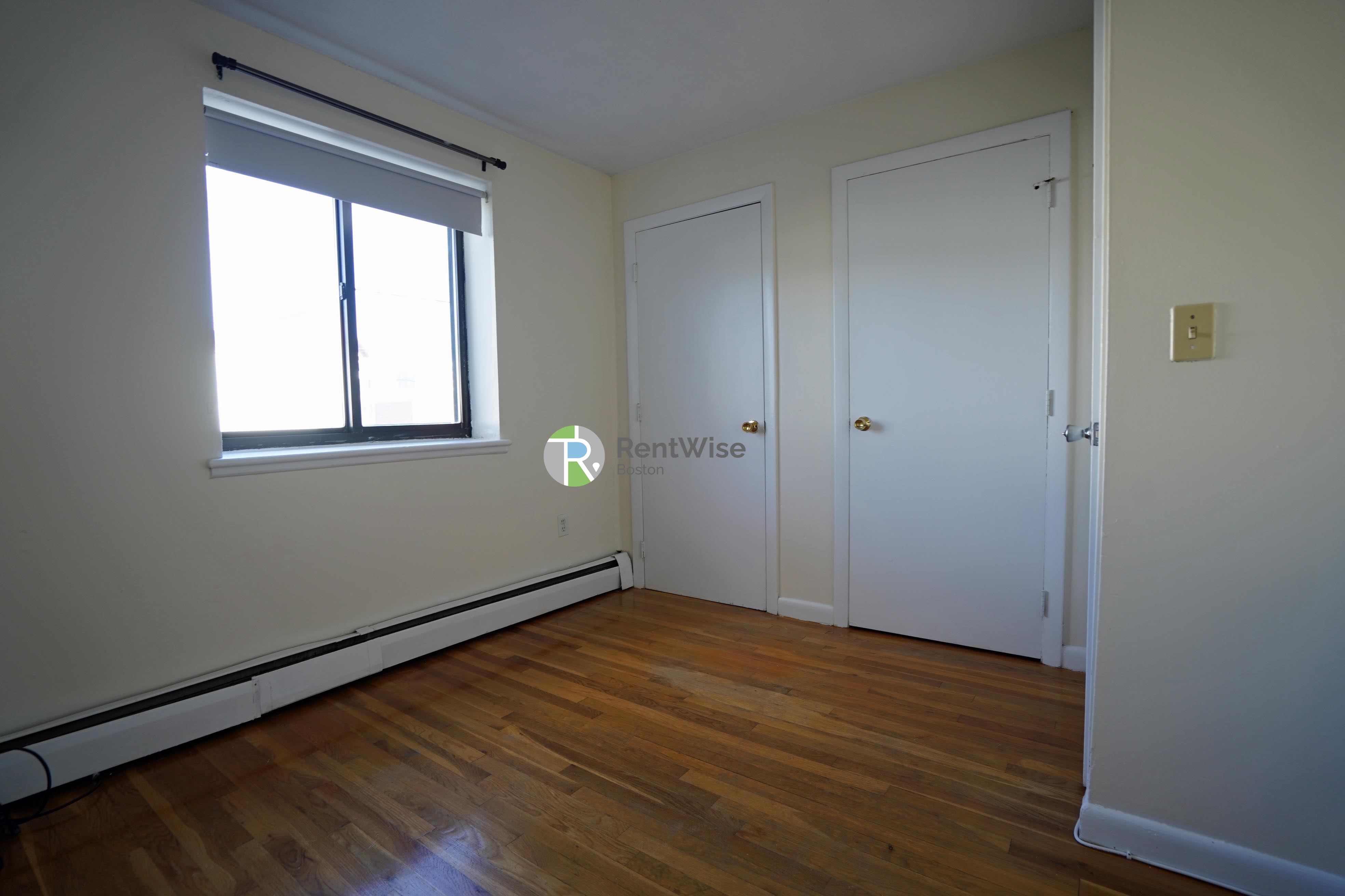 Photo of 122 Dustin Street