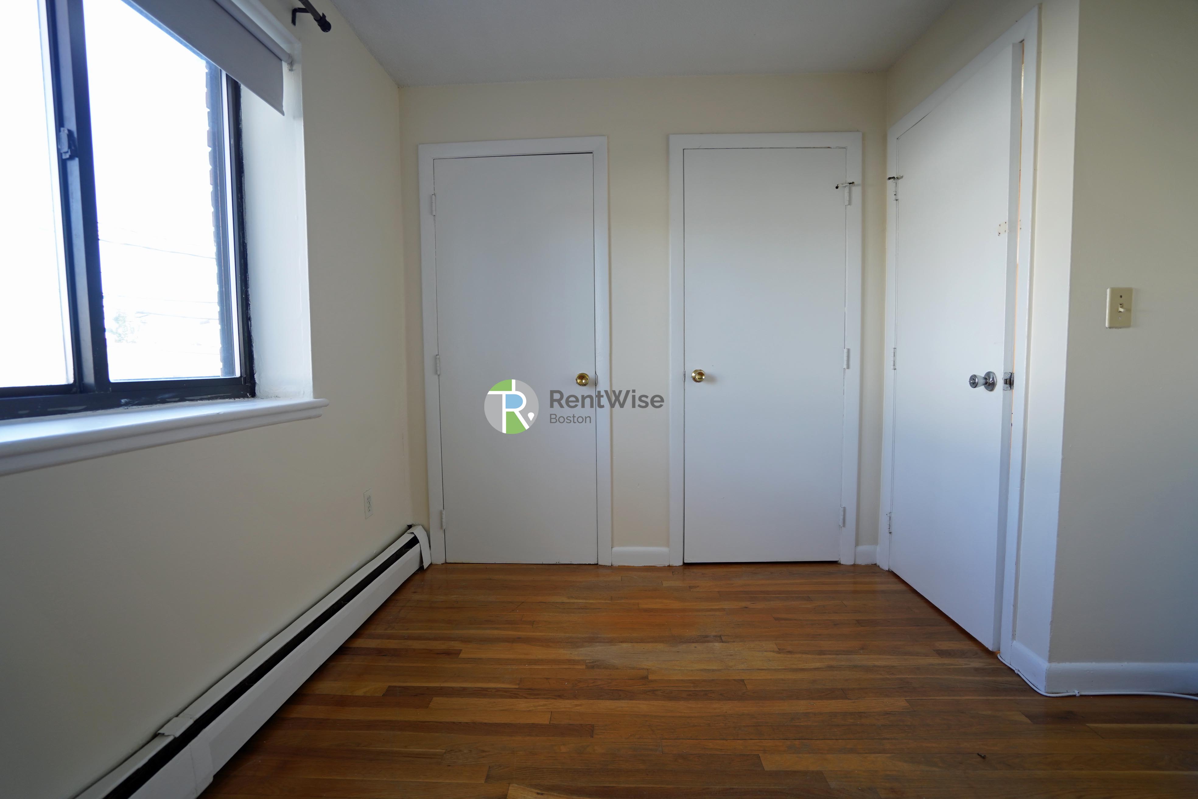 Photo of 122 Dustin Street