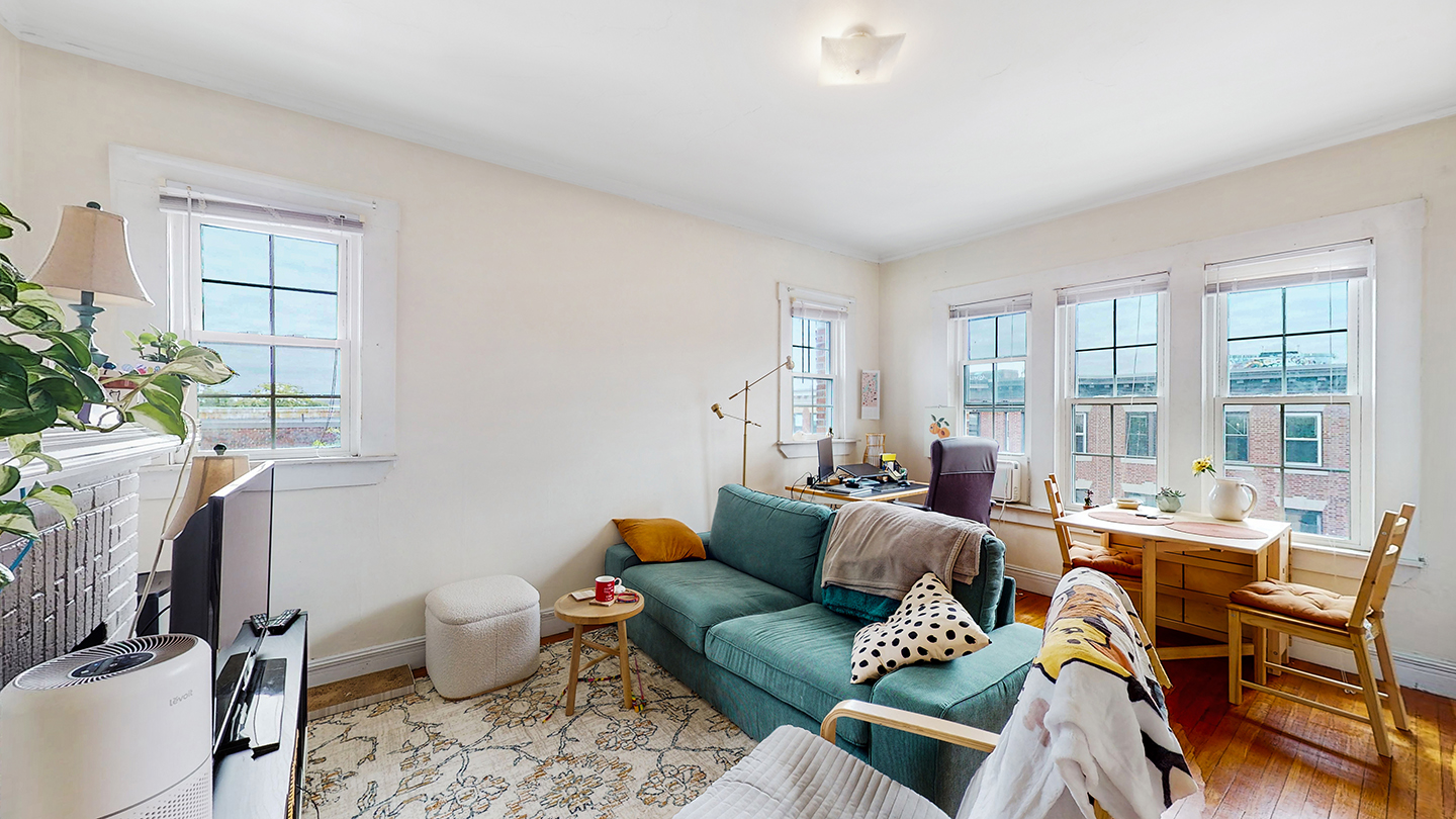 Photo of 15 Glenville Avenue