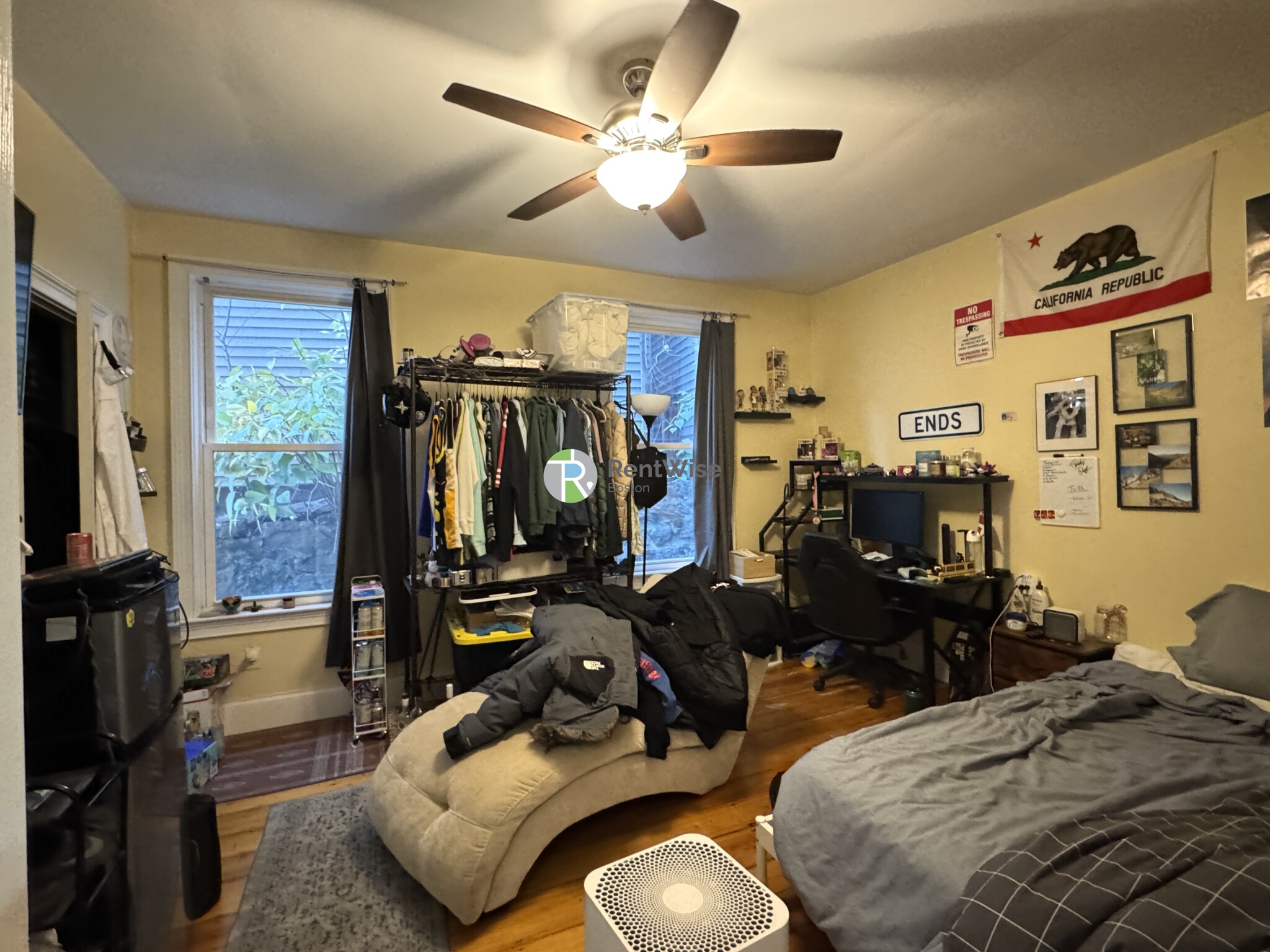 Photo of 731 Parker St